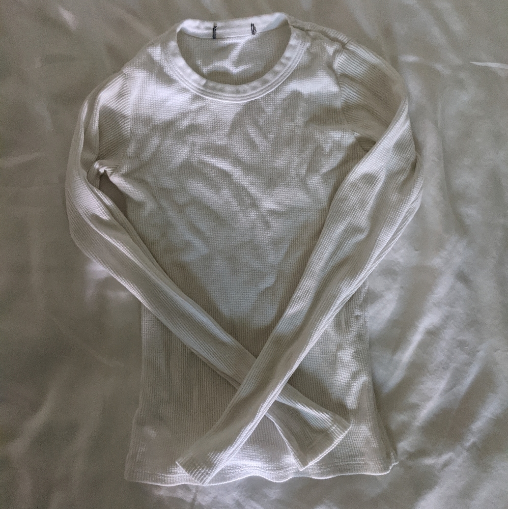 brandy melville white longsleeve thermal
